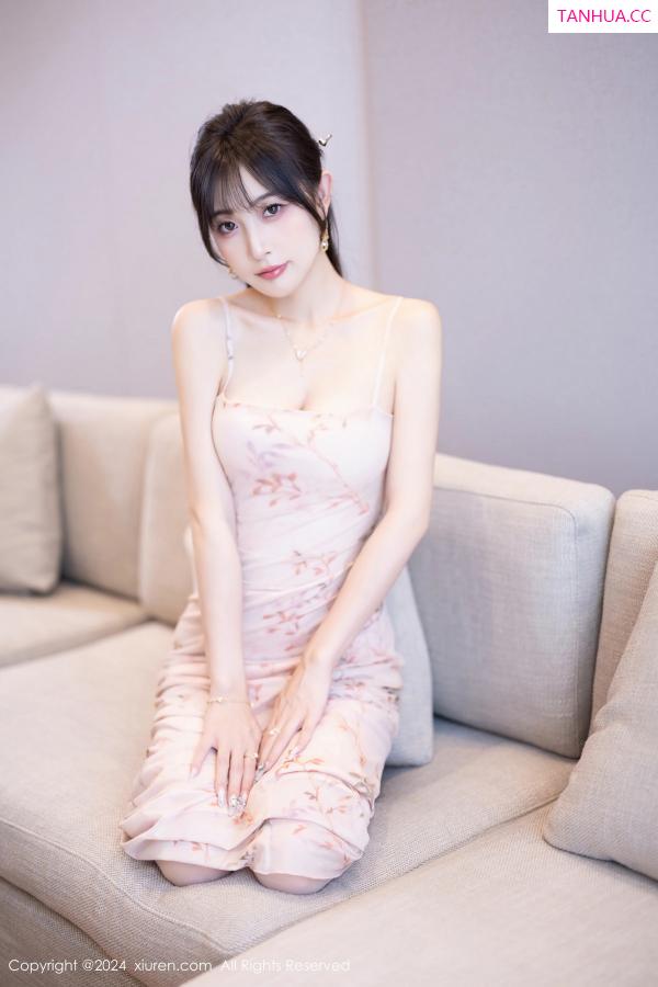 林星阑  [XiuRen]高清写真图 2024.06.11 No.8682 林星阑 丝袜美腿第18张图片